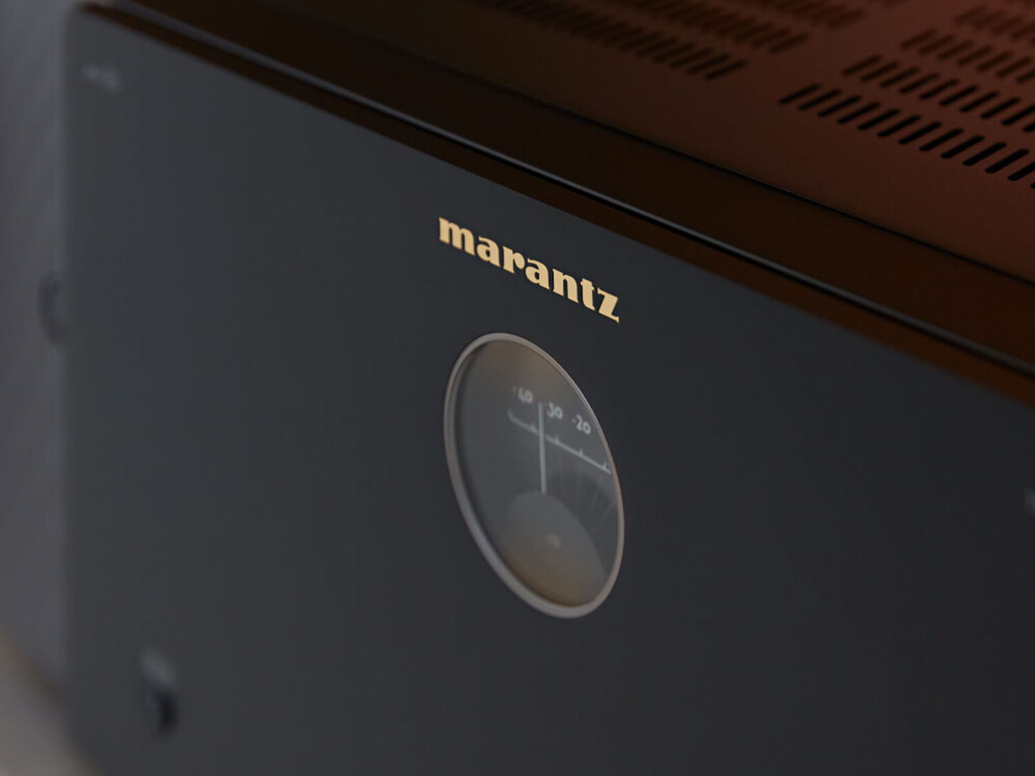 AMP 10 Closeup