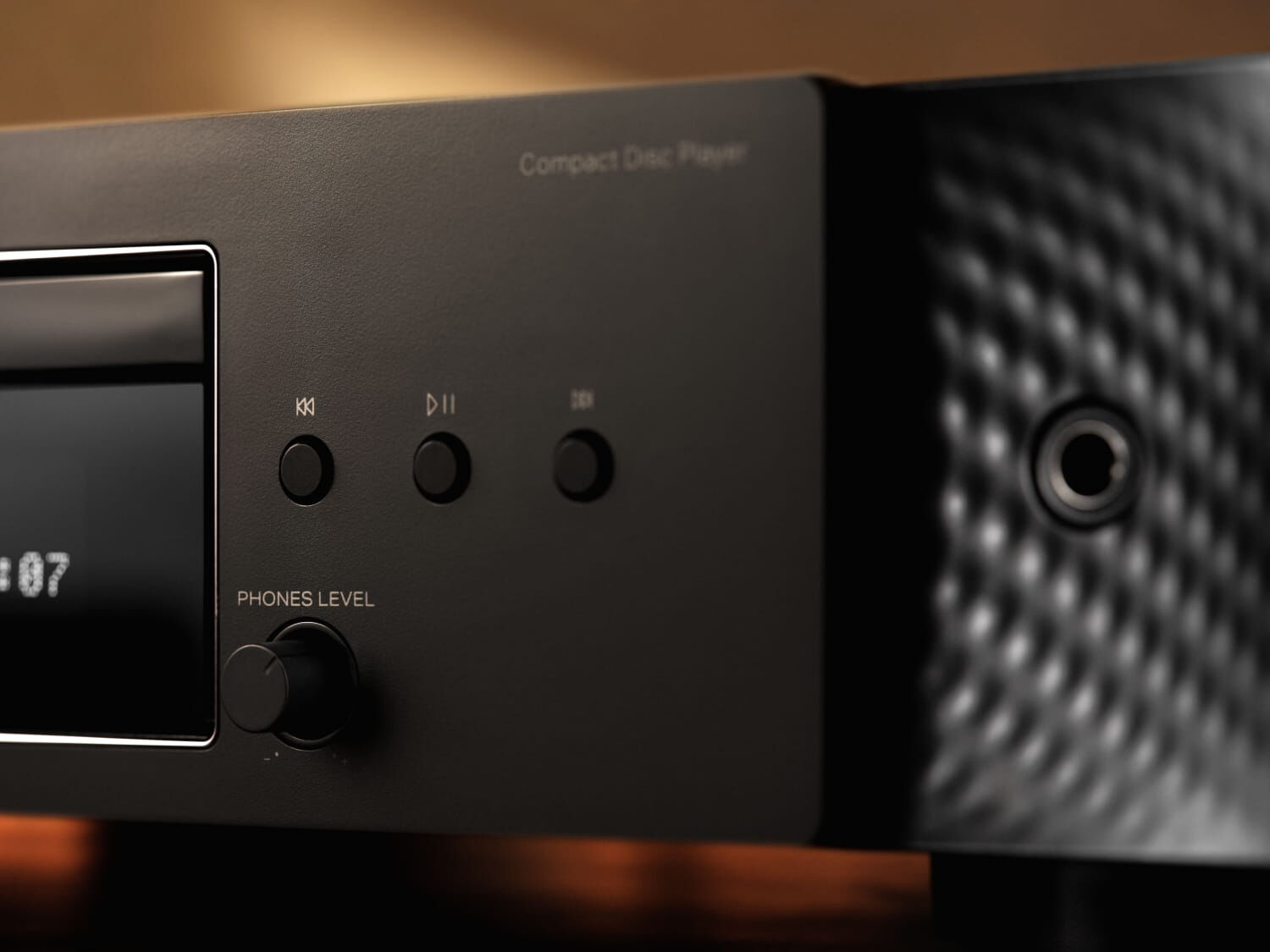 Close up of CD 70 Black corner with buttons