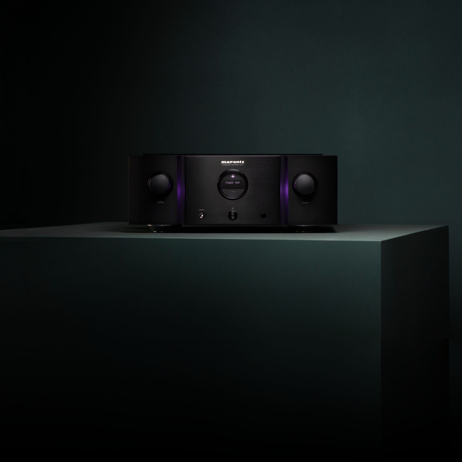 PM10 - Experience the height of elegant listening