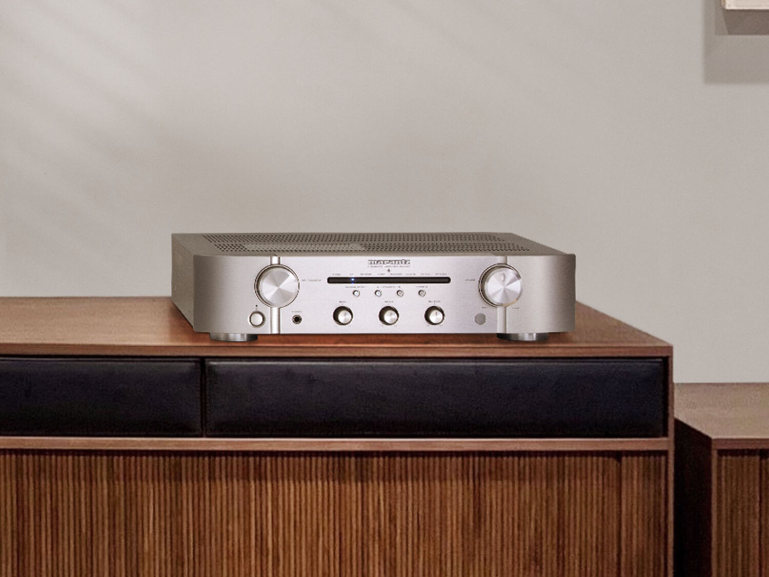 PM6007 - A World Of Marantz Awaits