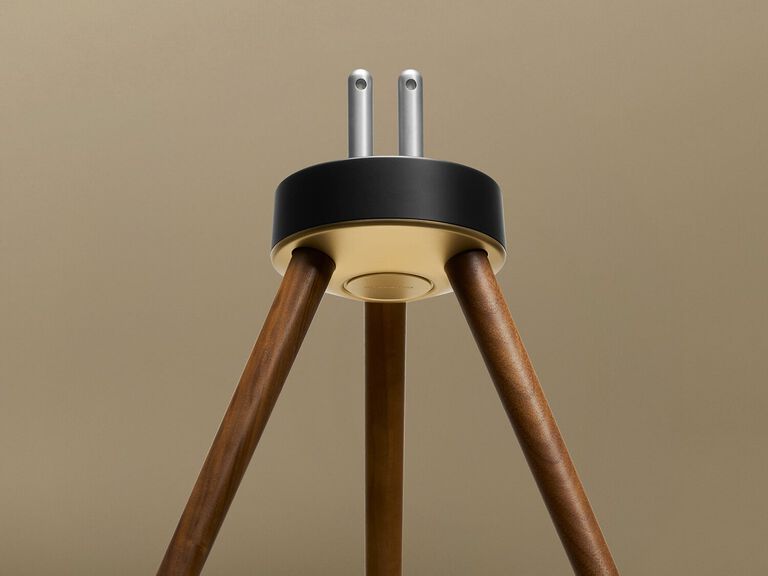 Optional tripod stand available for Horizon 