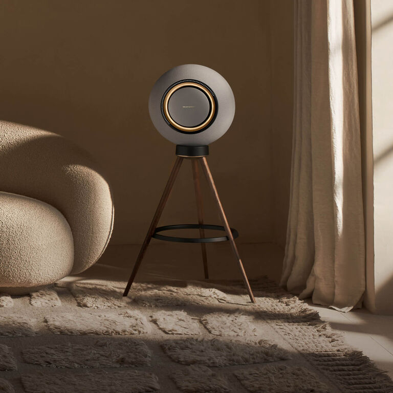 Marantz Horizon on Tripod