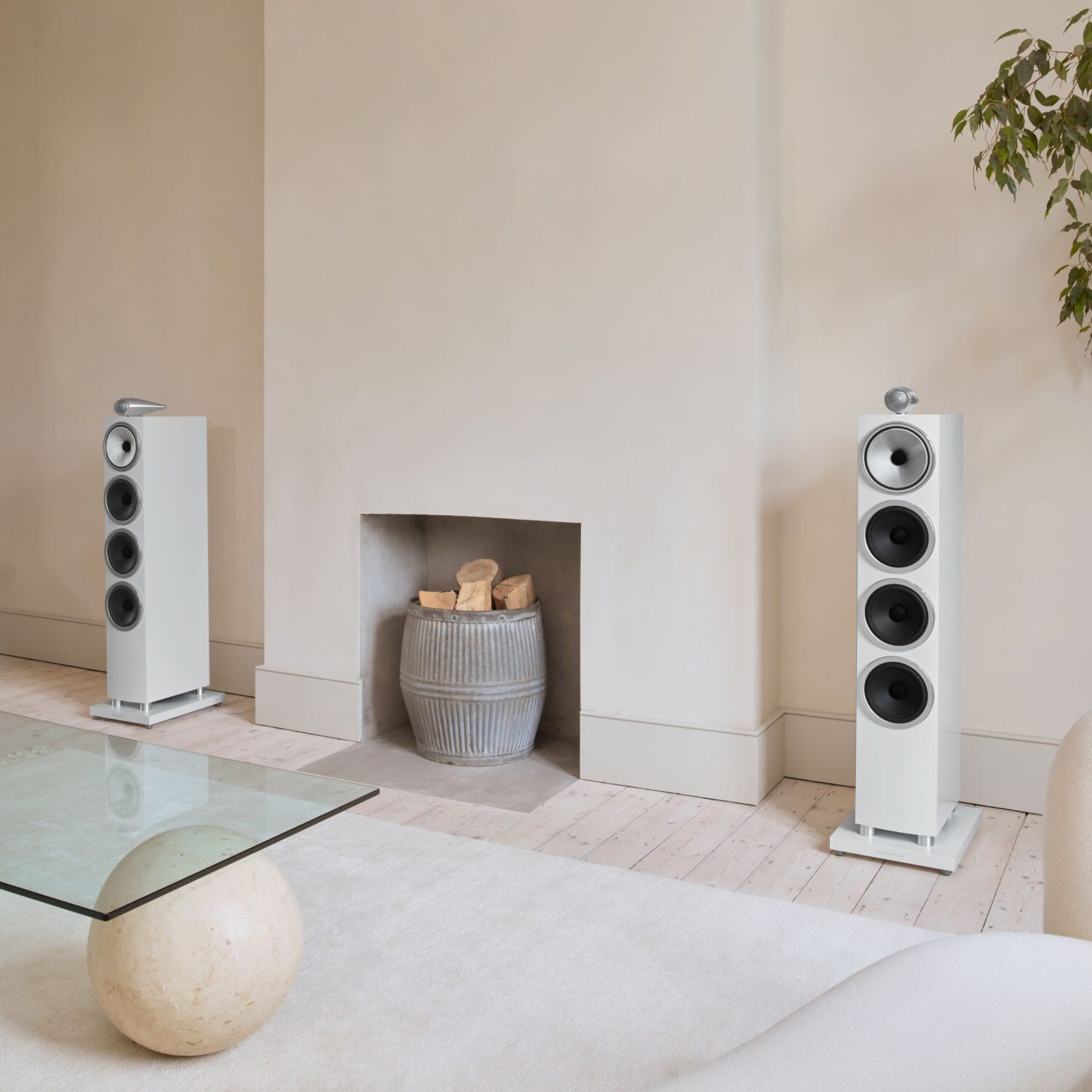 Bowers & Wilkins