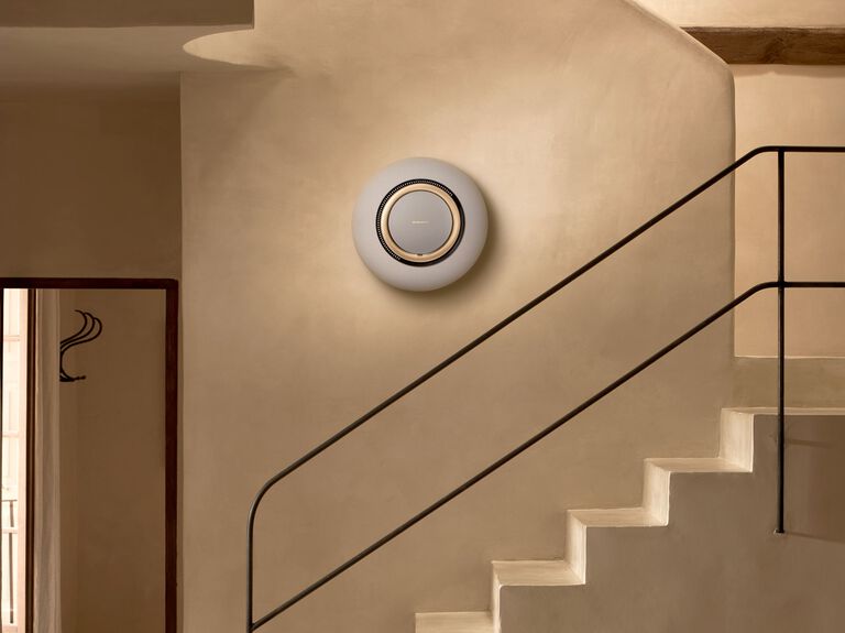 Grand Horizon Wall Mount