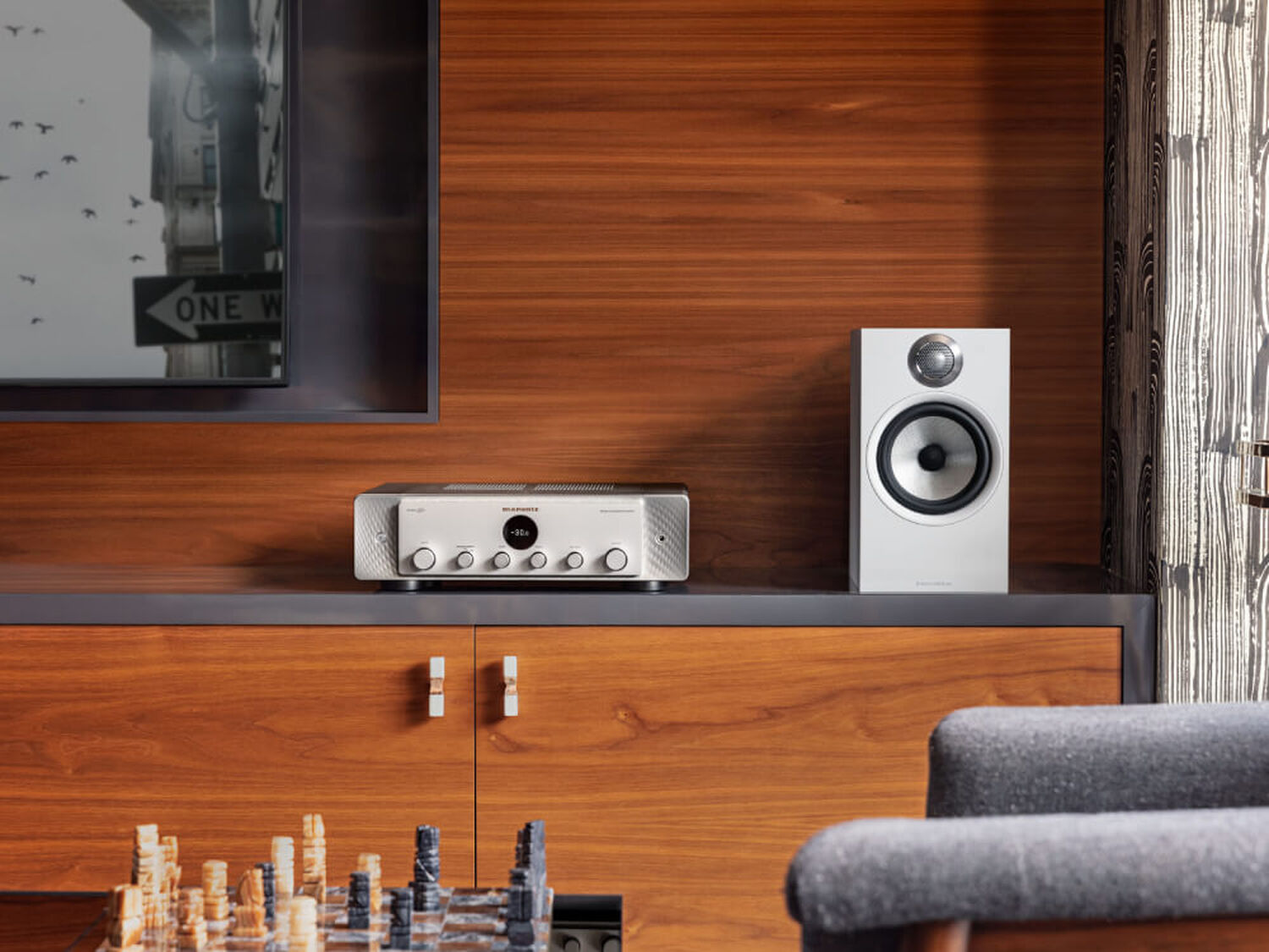 Wireless streaming AVR
