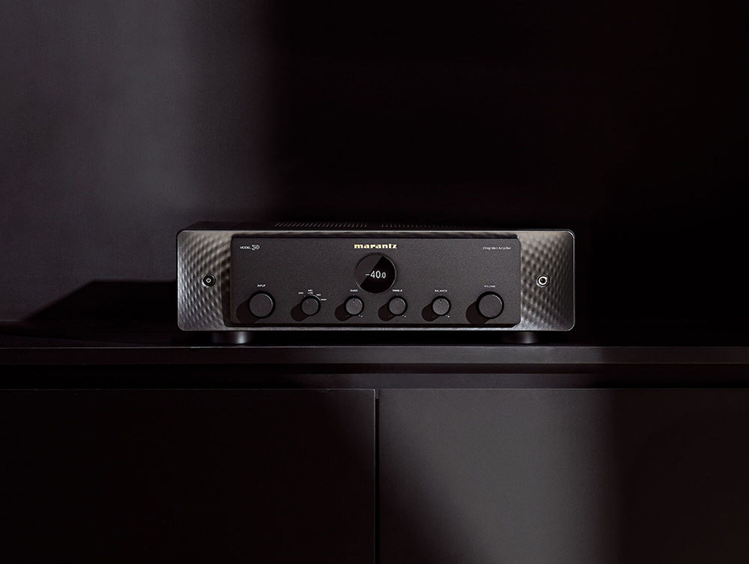 MODEL 30 Black