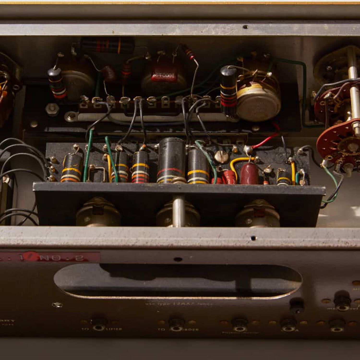 8k Marantz receiver
