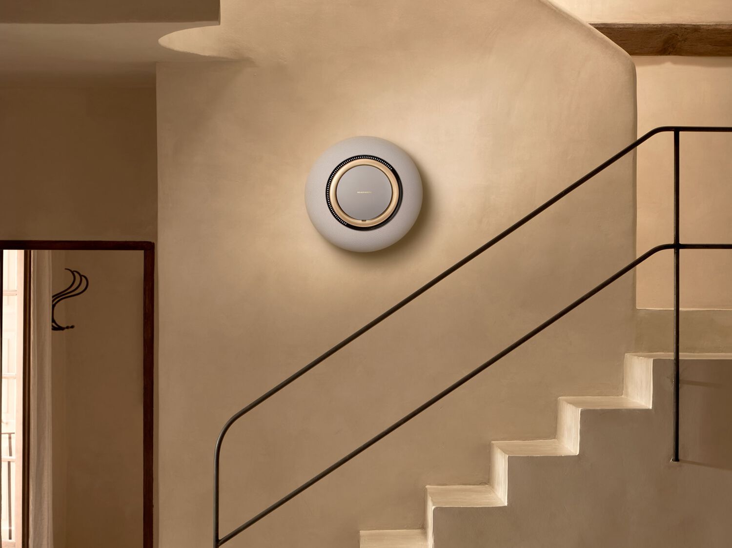 Grand Horizon Wall Mount