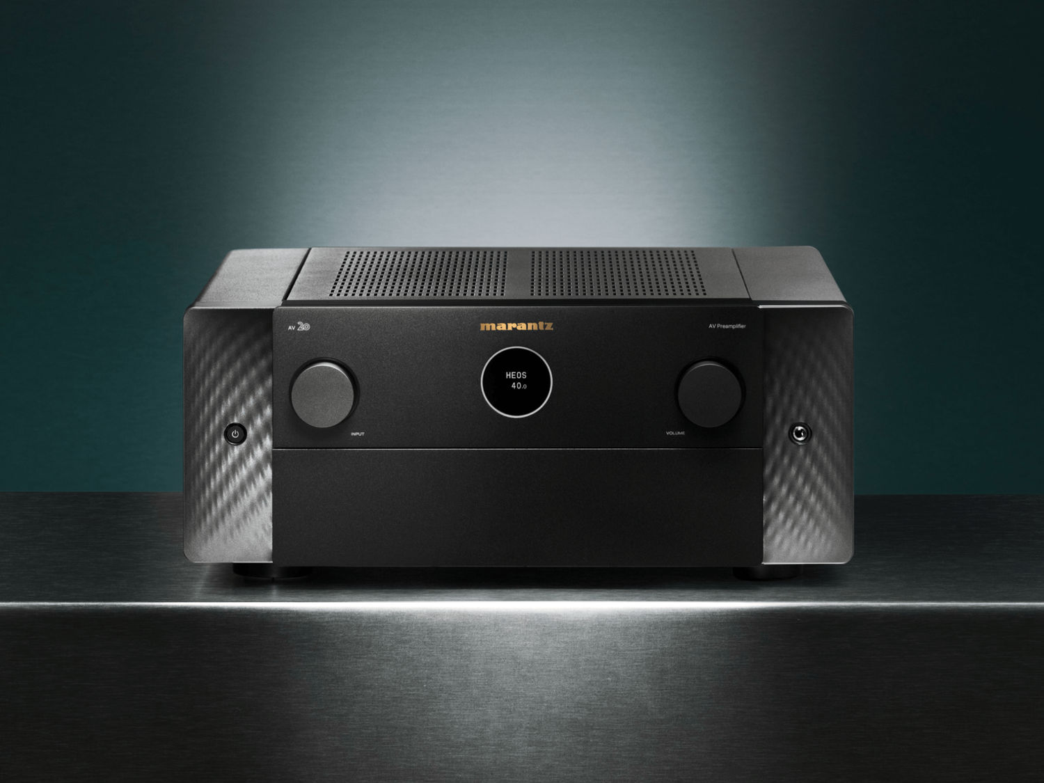AV 20 Black Lifestyle